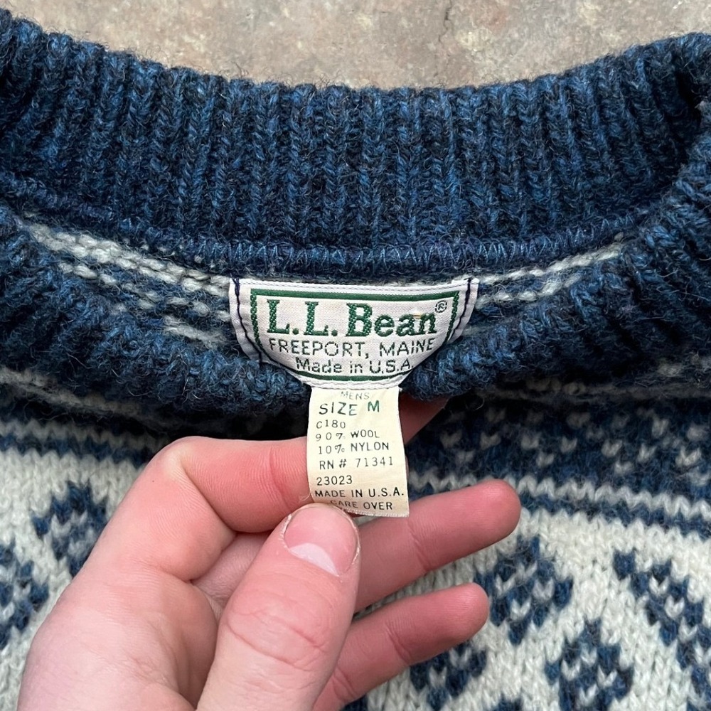 VTG L.L. Bean Vintage Mens Fair Isle Birdseye Wool Sweater Navy Blue USA Made M - Picture 2 of 9